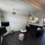 Charmante Petite Maison En Plein Centre-ville