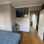 Charmante Petite Maison En Plein Centre-ville *