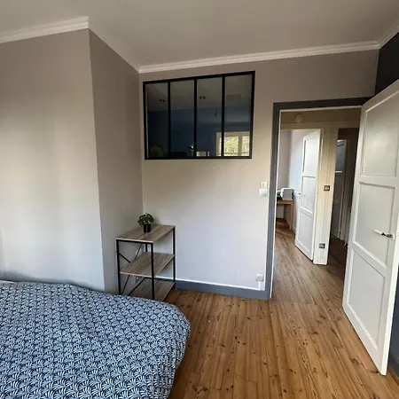 Charmante Petite Maison En Plein Centre-ville *