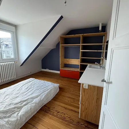 Charmante Petite Maison En Plein Centre-ville *